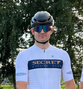 Agent-of-cycling-team